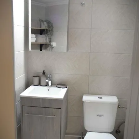 Apartment Hara's *